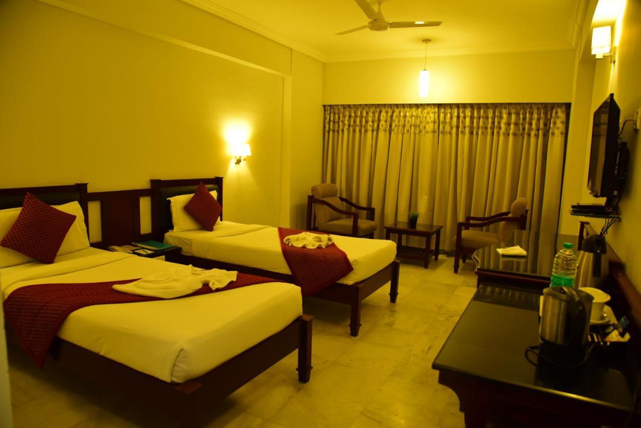 The Bhimas Residency Hotels Tirupati Bagian luar foto